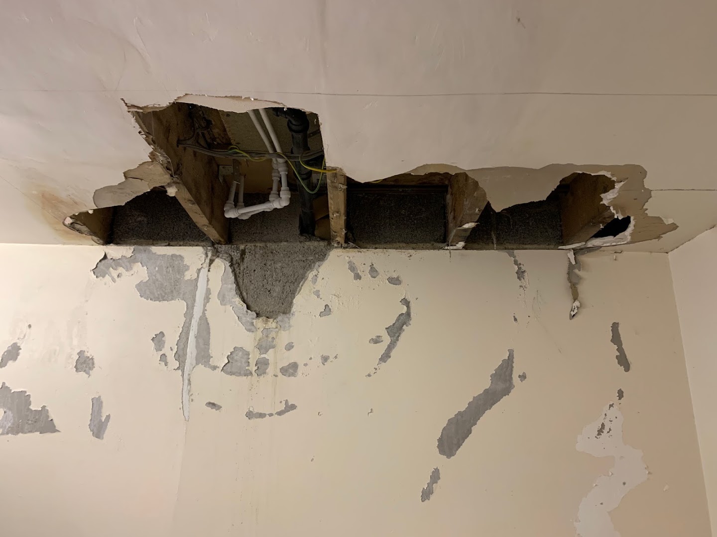 Richard Bitner THE PLASTERER Halifax · Photos 5